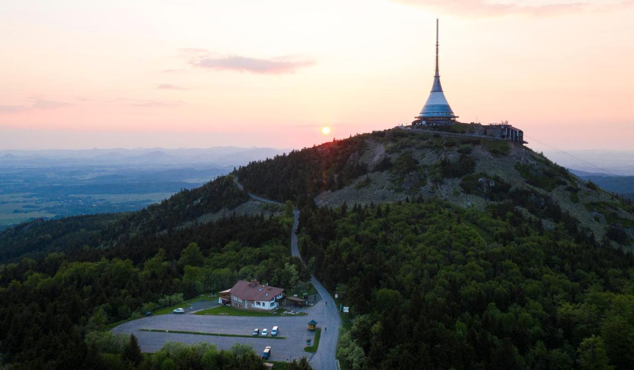 Horska Chata Jestedka Svetla pod Jestedem Bagian luar foto